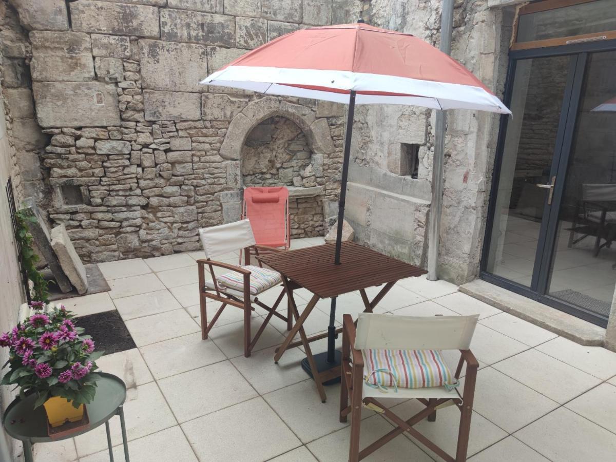 Studio De Charme, Au Calme Dans Le Vieux Chaumont Chaumont  Eksteriør bilde